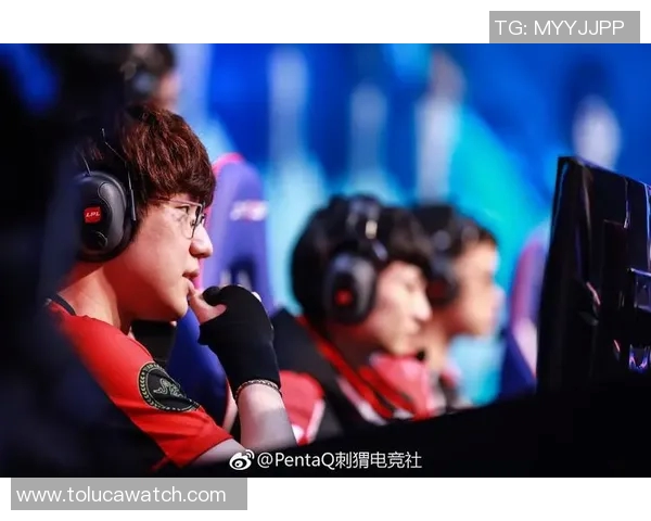 电竞新闻S15赛季LOL比分与和平精英完美配合全方位攻略指南 电竞新闻S15赛季LOL比分与和平精英完美配合全方位攻略指南